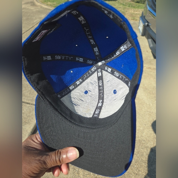 Blue Jay's Fitted Baseball Cap - Picture 3 of 10